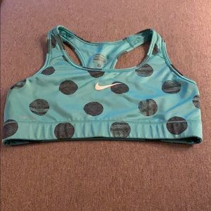 Nike pro sports bra